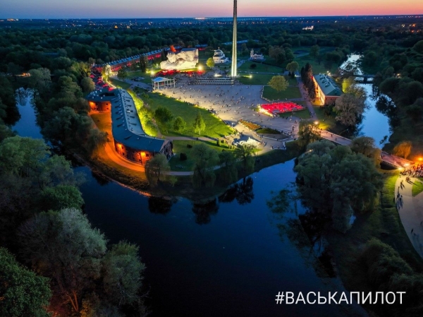 Красивые фотографии из Брестской крепости
Красивые фотографии из Брестской крепости