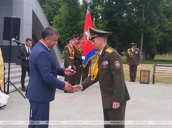 Пять новых пожарных автоцистерн переданы в гарнизоны МЧС Брестской области