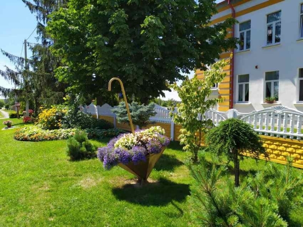 Полюбуйтесь на цветочный океан Видомли (агрогородок в Брестской области) Полюбуйтесь на цветочный океан Видомли (агрогородок в Брестской области)