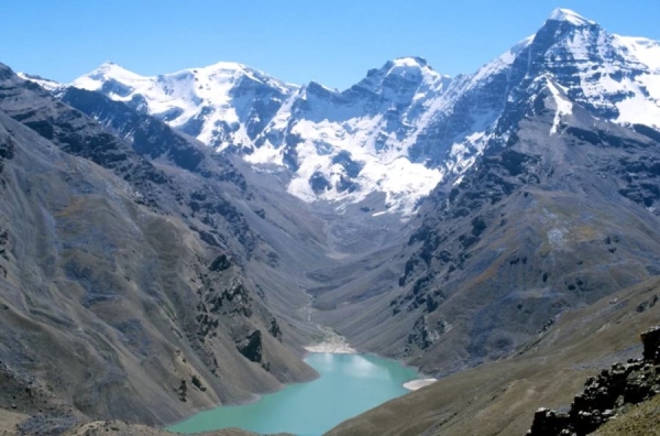 Сломаны ребра и пробито легкое: упавшего в горах белоруса лечат в Душанбе