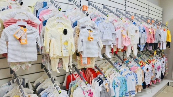 ТРИ ЭТАЖА ТОВАРОВ ДЛЯ ВСЕЙ СЕМЬИ! Детские игрушки и развлечения, канцтовары, женская, мужская, детская одежда и обувь в «Детском мире» на Советской ТРИ ЭТАЖА ТОВАРОВ ДЛЯ ВСЕЙ СЕМЬИ! Детские игрушки и развлечения, канцтовары, женская, мужская, детская одежда и обувь в «Детском мире» на Советской