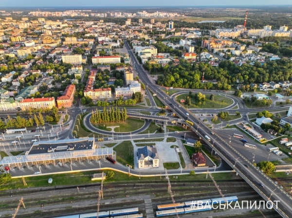 
                Недавний полет над Брестом. ЖД вокзал, центр
            