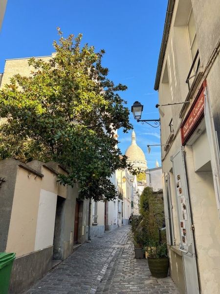 «Аренда хорошей квартиры — минимум 1800 евро». Белорусы переехали в Париж и рассказывают, что там с ценами и недвижимостью