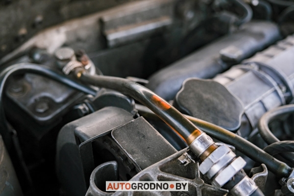 Не бензин и не «дизель». Белорус нашёл альтернативный способ заправки своей Volvo