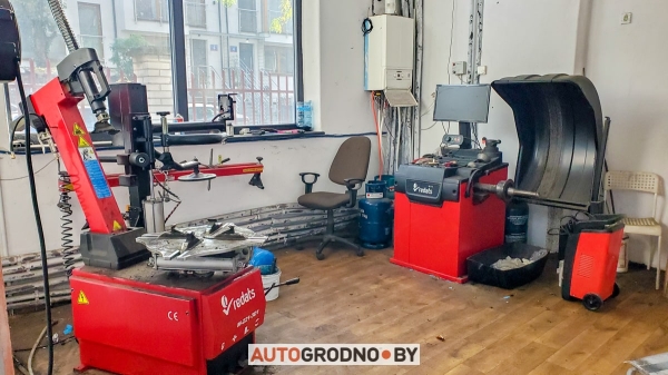 Белорус открыл вторую СТО в Варшаве, чтобы привлечь польских водителей. Получилось?