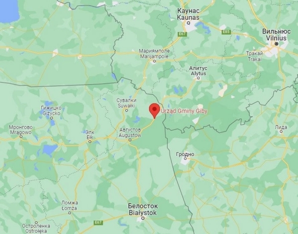 Контрабандисты сделали в Audi тайник, откуда высыпаются шипы на случай погони