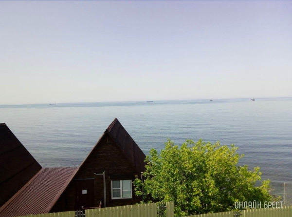 
                Читатель: Привет Бресту из Геленджика
            