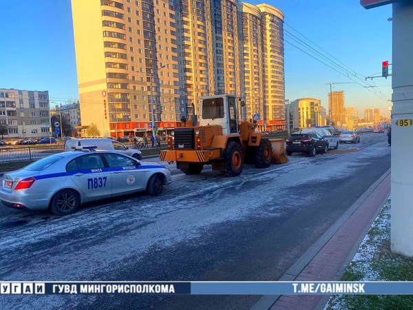 В Минске пьяная женщина с ребенком в салоне врезалась в милицейский автомобиль