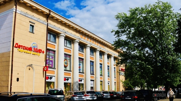 ТРИ ЭТАЖА ТОВАРОВ ДЛЯ ВСЕЙ СЕМЬИ! Детские игрушки и развлечения, канцтовары, женская, мужская, детская одежда и обувь в «Детском мире» на Советской ТРИ ЭТАЖА ТОВАРОВ ДЛЯ ВСЕЙ СЕМЬИ! Детские игрушки и развлечения, канцтовары, женская, мужская, детская одежда и обувь в «Детском мире» на Советской